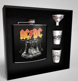 Petaca y chupitos - AC/DC