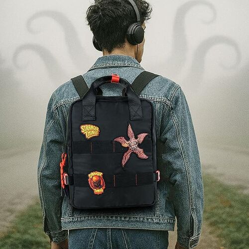 Mochila casual tecnica Stranger Things